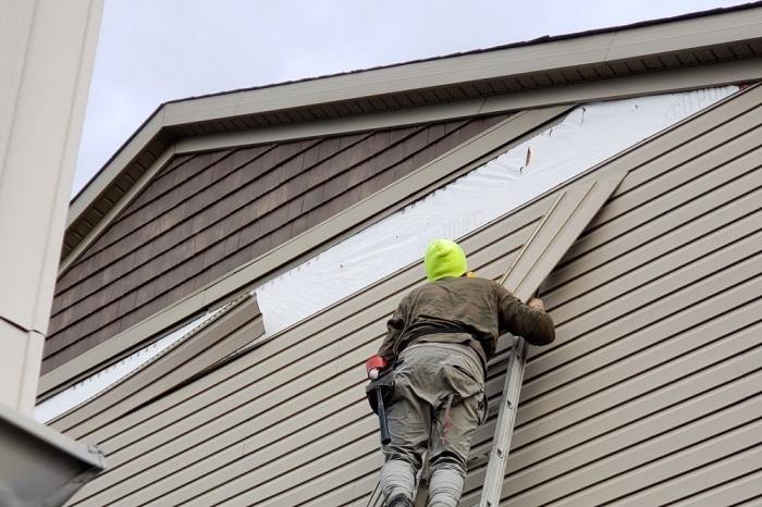 Siding Repair | Roof Gurus Siding Repair | Roof Gurus